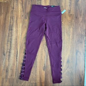 Victoria’s Sport Knockout leggings